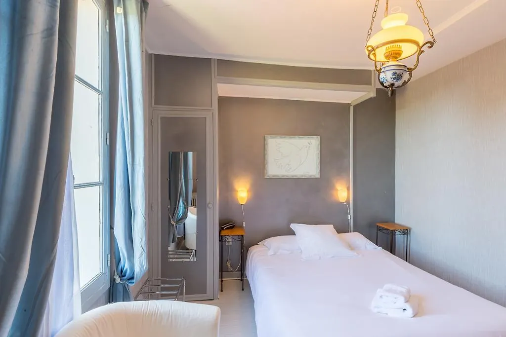 Hotel Le Relais De L'Armagnac Luppé-Violles 3*,