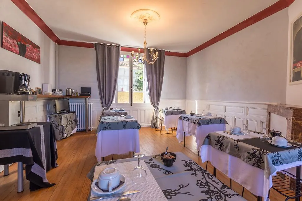 Hotel Le Relais De L'Armagnac Luppé-Violles